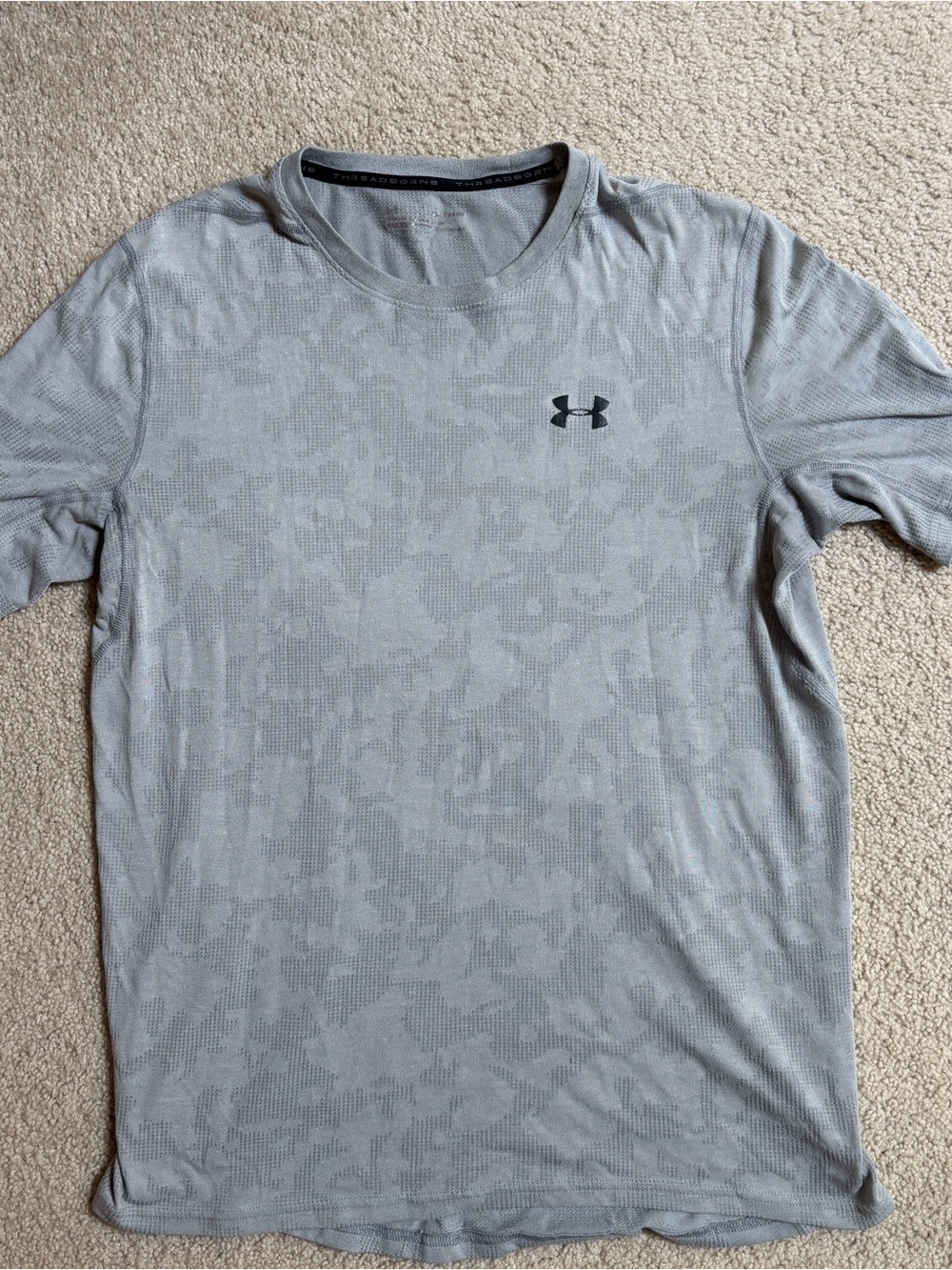 Under Armour Gray Camo Performance Short Sleeve Tee